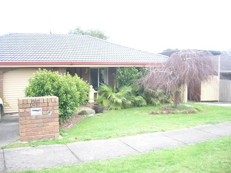 25 SOMERSET DRIVE, Warragul VIC 3820