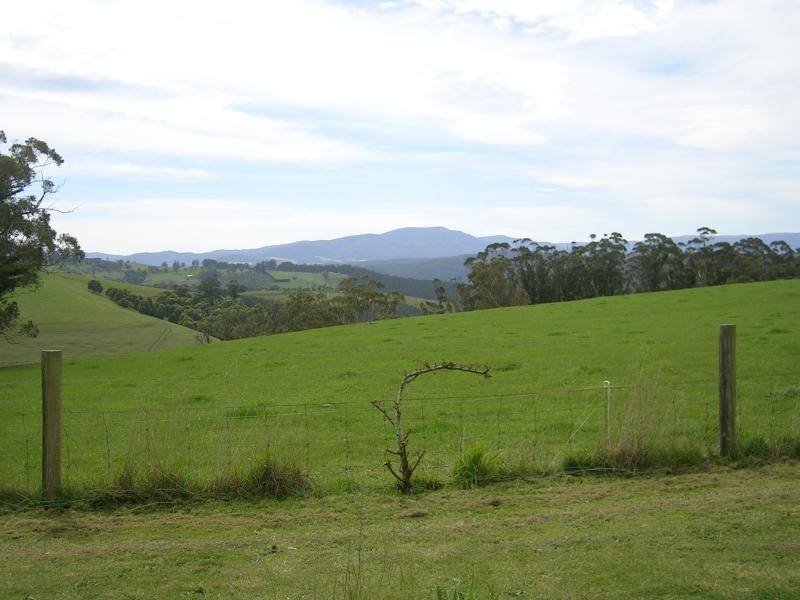 75 McCullochs Road, Neerim East VIC 3831