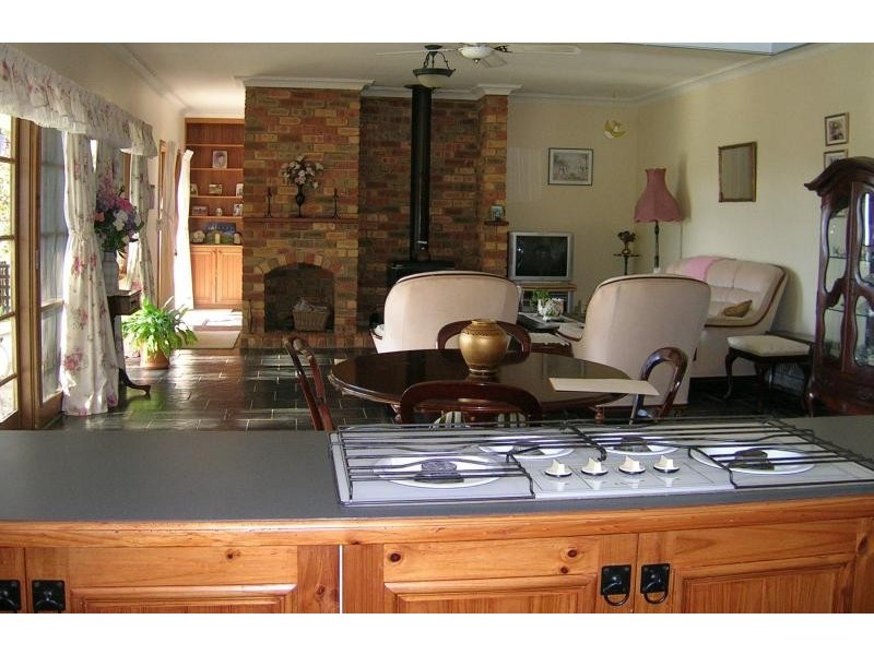 193 Petersons Road, Ellinbank VIC 3821