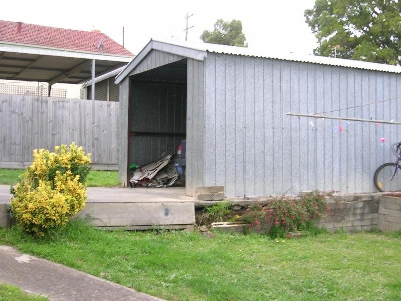 24 Henshall Street, Warragul VIC 3820