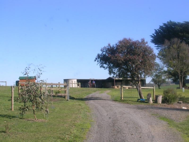 64 Baldwins Road, Nilma North VIC 3821