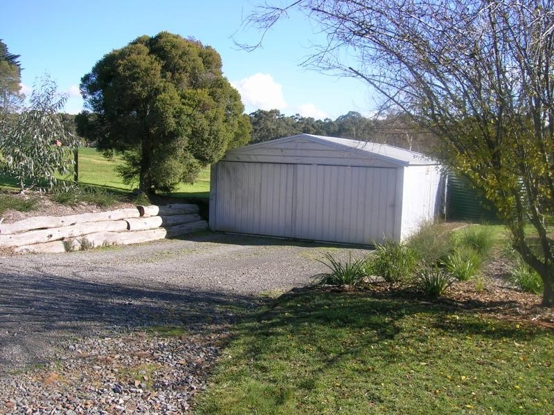 64 Baldwins Road, Nilma North VIC 3821