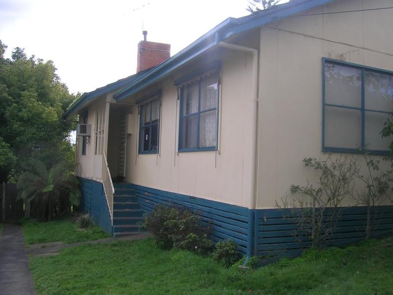 51 Burton Street, Warragul VIC 3820