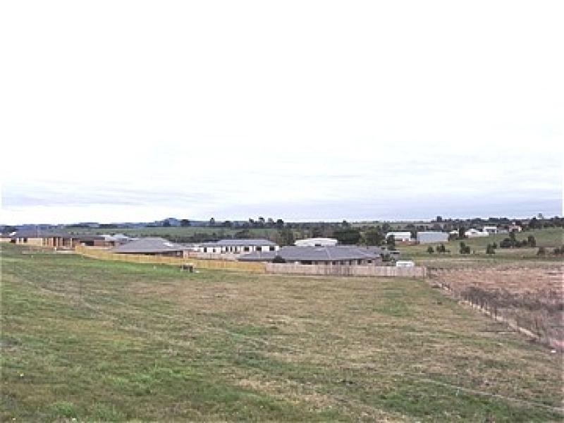Lot 1/42 Dawson Drive, Warragul VIC 3820