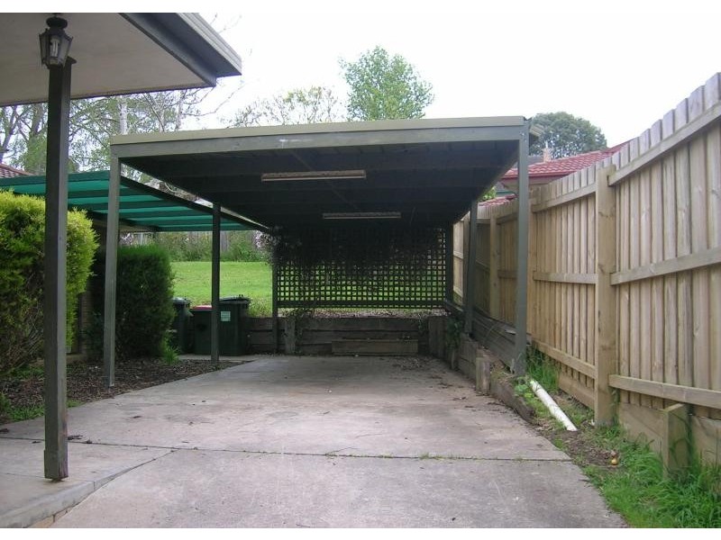 21 Montrose Street, Warragul VIC 3820