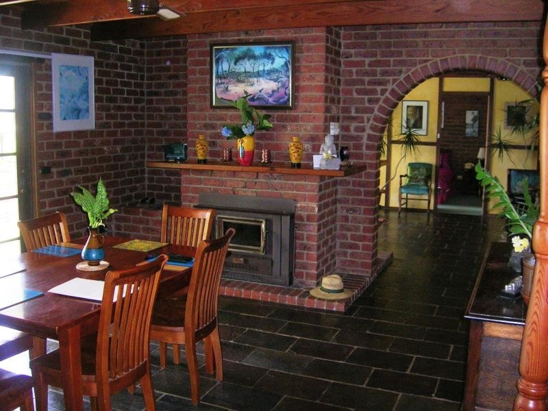 54 Thompson Road, Drouin South VIC 3818