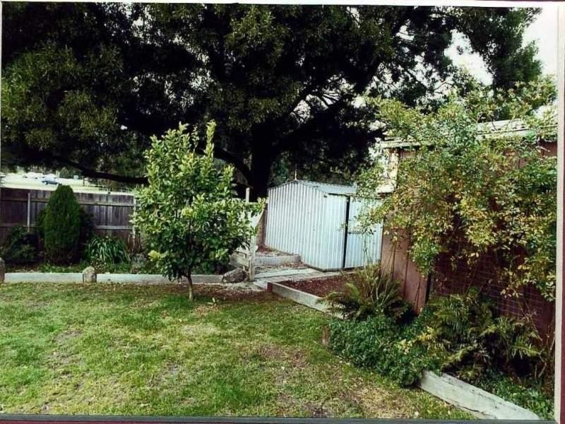 16 Boronia Street, Warragul VIC 3820