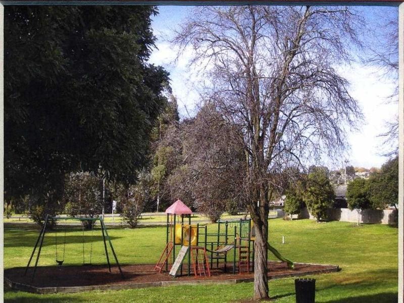 16 Boronia Street, Warragul VIC 3820