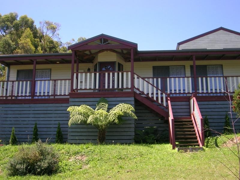 30 Burtonwood Court, Neerim South VIC 3831