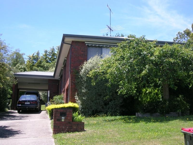 25 Affleck Street, Warragul VIC 3820