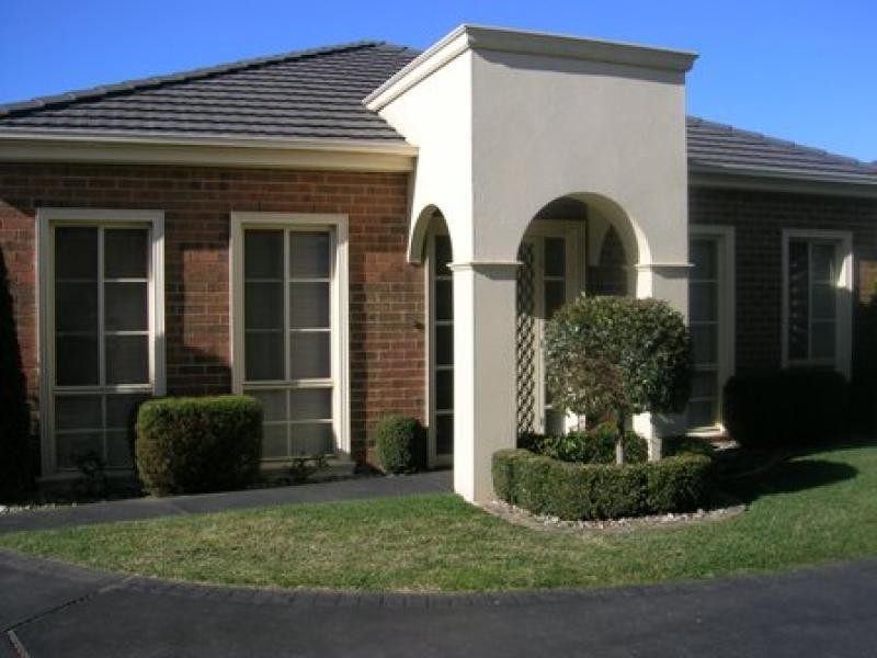 2/23 Banksia Street, Warragul VIC 3820