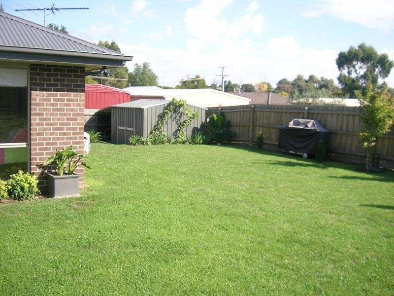 5 Stoll Street, Warragul VIC 3820