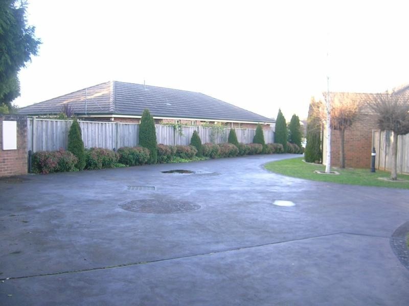 Unit 2/23 Banksia Street, Warragul VIC 3820