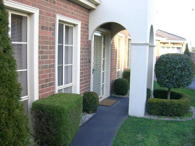 Unit 2/23 Banksia Street, Warragul VIC 3820