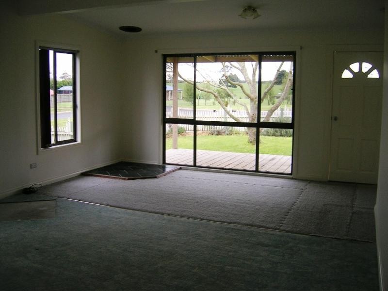 2 Lewis Street, Darnum VIC 3822