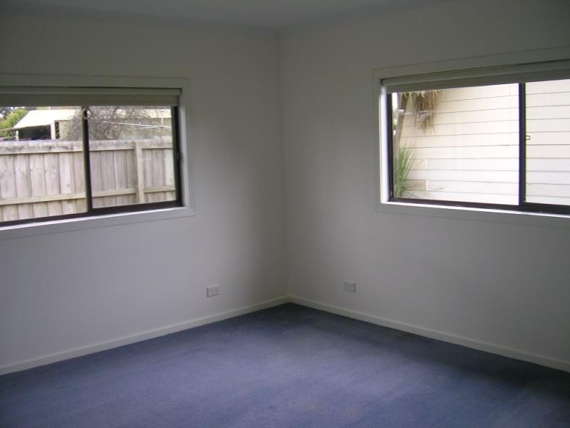 2 Lewis Street, Darnum VIC 3822