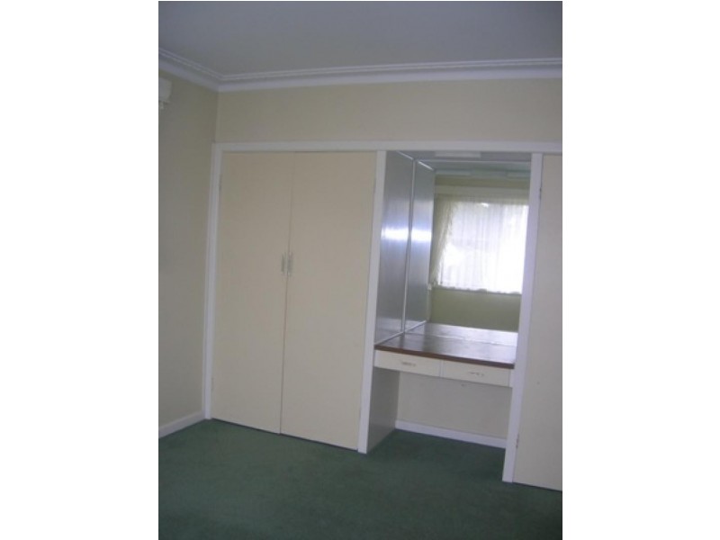 15 Koroit Street, Warragul VIC 3820