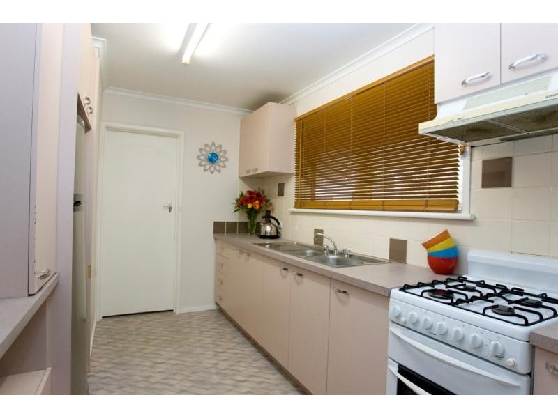 16 Boronia Street, Warragul VIC 3820