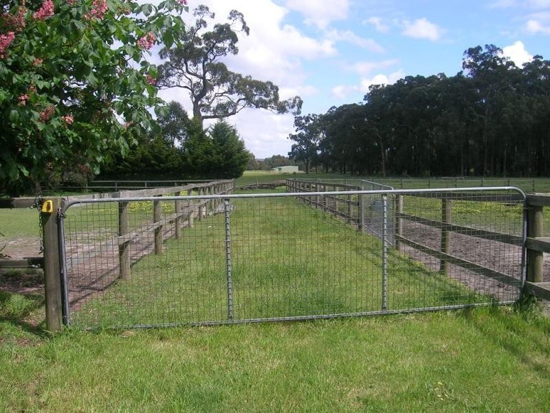 153 Shady Creek Road, Darnum VIC 3822