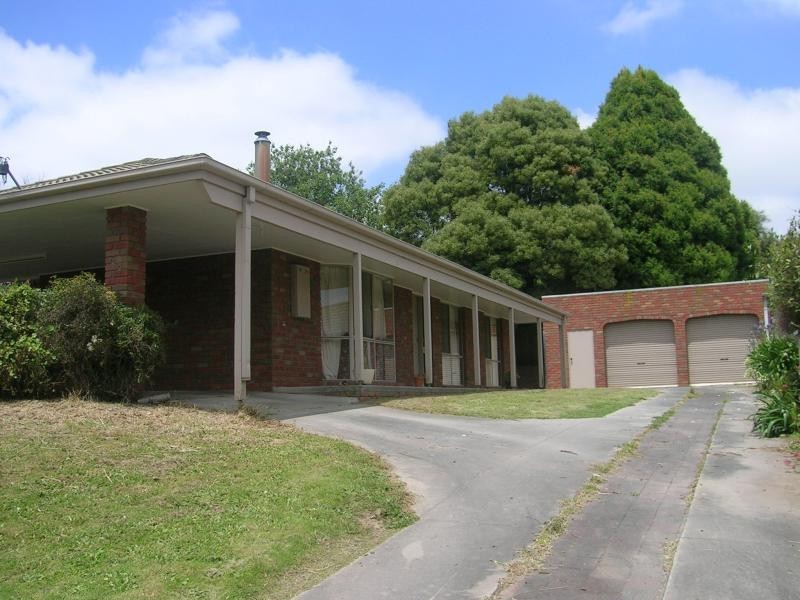 8 Chelsea Court, Warragul VIC 3820