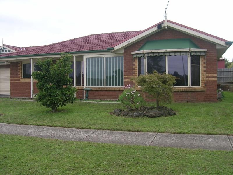16B Moe Street, Drouin VIC 3818