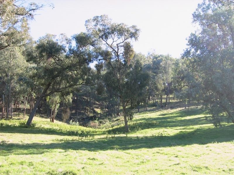 Lot 2 Middle Creek Rd, Greta South VIC 3675