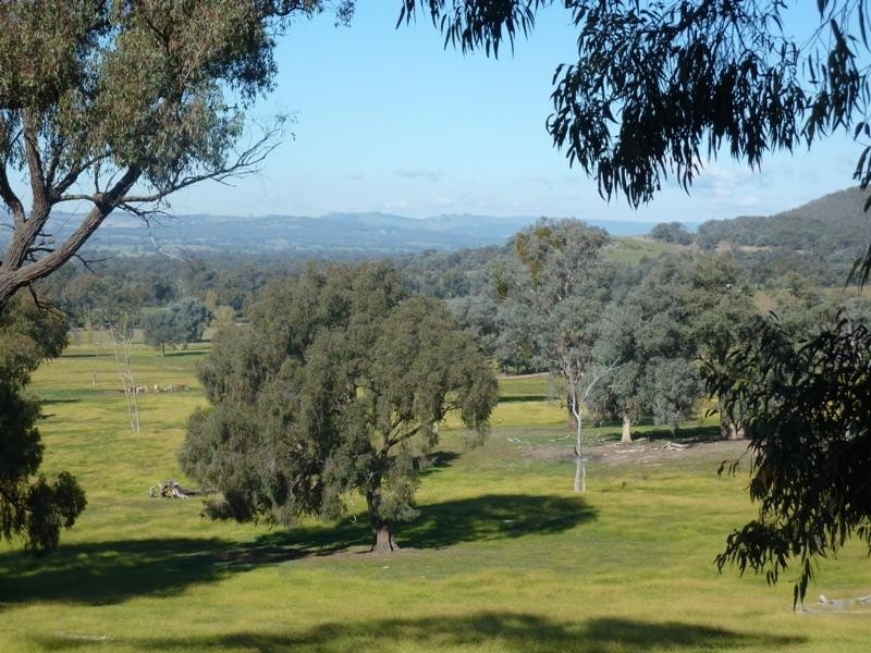 260 Moloneys Rd, Greta West VIC 3675
