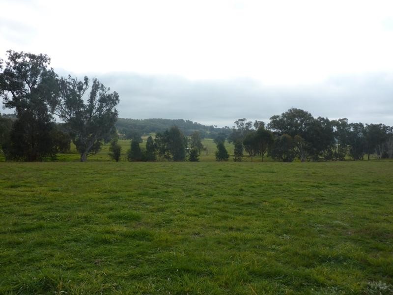 260 Moloneys Rd, Greta West VIC 3675