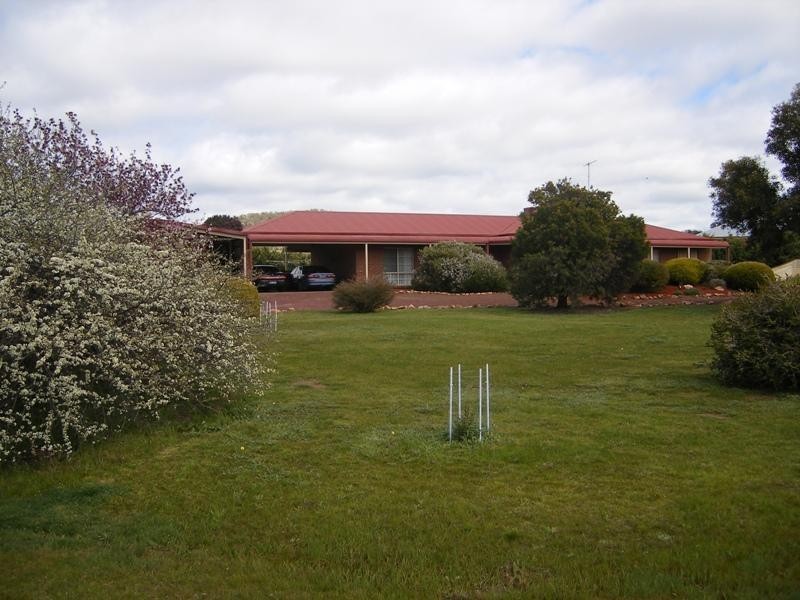 751 Lake Makoan Road, Chesney Vale VIC 3725