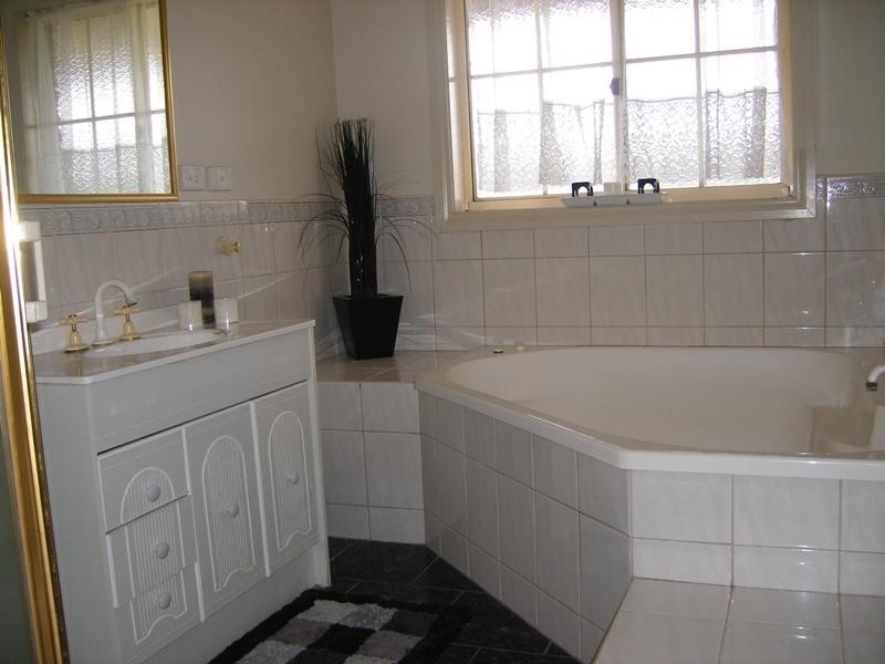 751 Lake Makoan Road, Chesney Vale VIC 3725