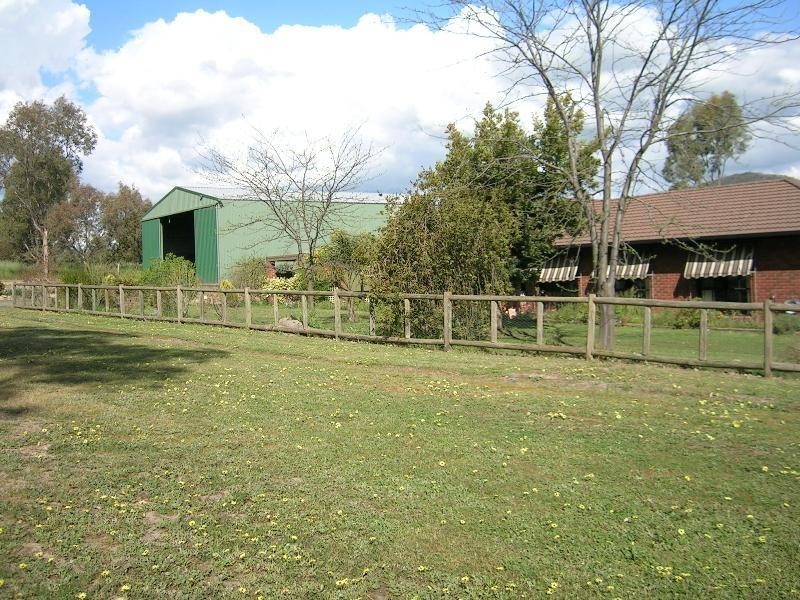 261 Old Hume Highway, Glenrowan VIC 3675