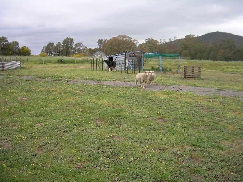 261 Old Hume Highway, Glenrowan VIC 3675