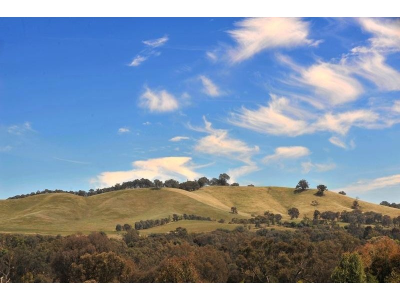 75 McLeans Road, Greta VIC 3675