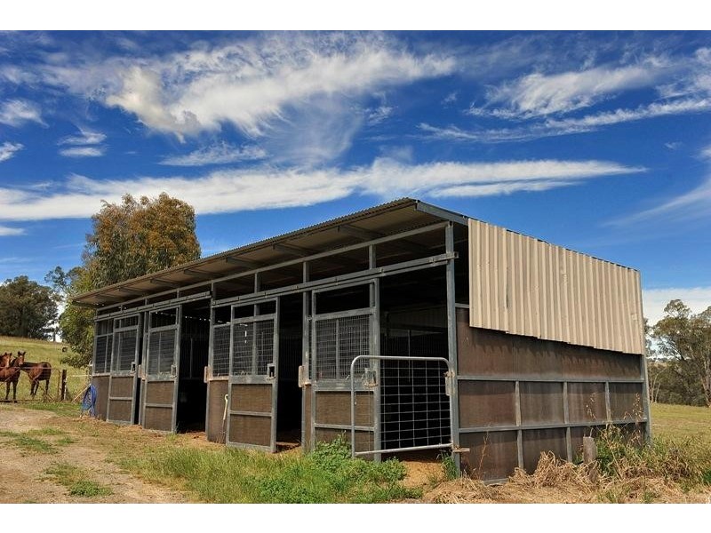 75 McLeans Road, Greta VIC 3675