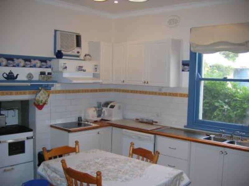 16 ALBERT STREET, Beaufort VIC 3373