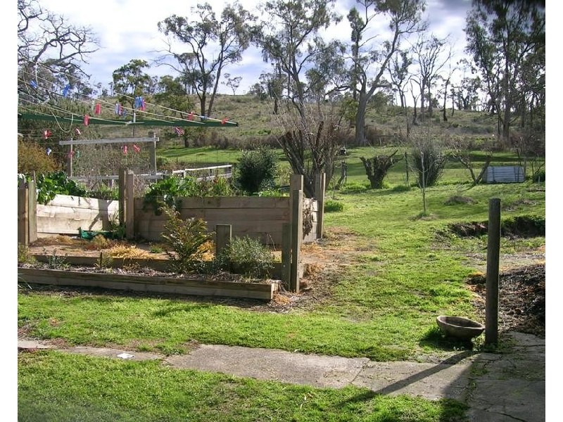 16 ALBERT STREET, Beaufort VIC 3373