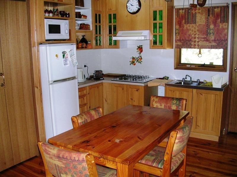 1015 Pyrenees Highway, Amphitheatre VIC 3468