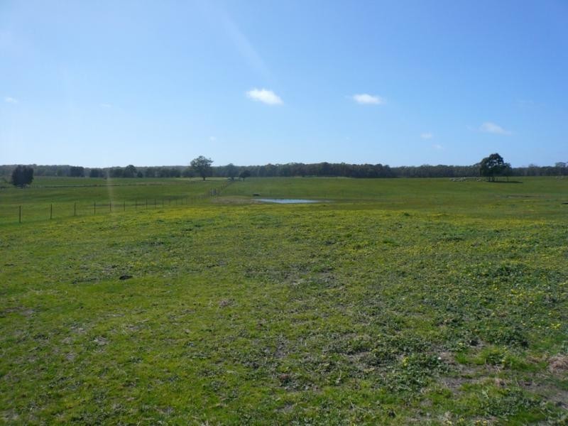 1 BRUMBYS LANE, Snake Valley VIC 3351