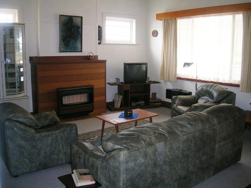 194 HIGH STREET, Avoca VIC 3467