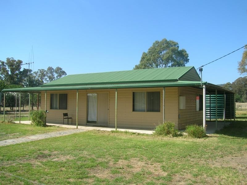 79 Navarre Street, Redbank VIC 3478