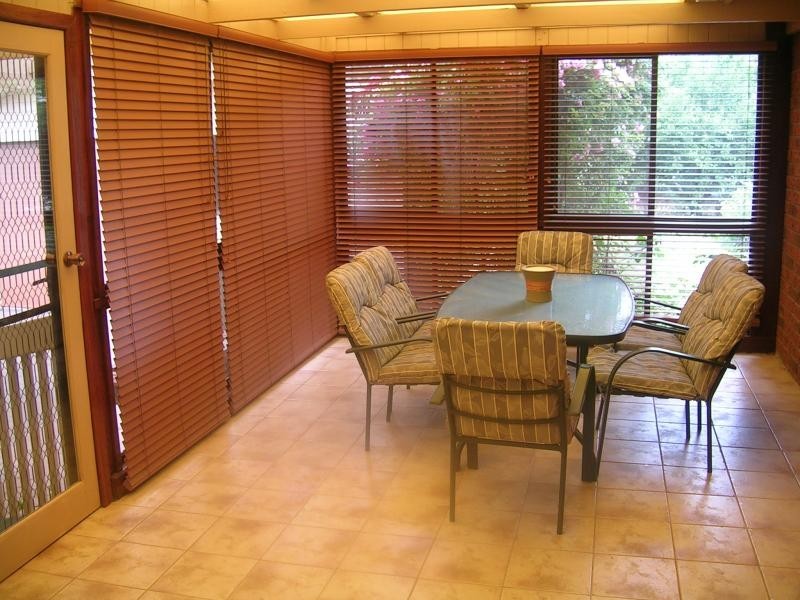 4 TEMPLETON STREET, Avoca VIC 3467