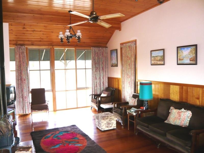59 Bundaleer Road, Moonambel VIC 3478