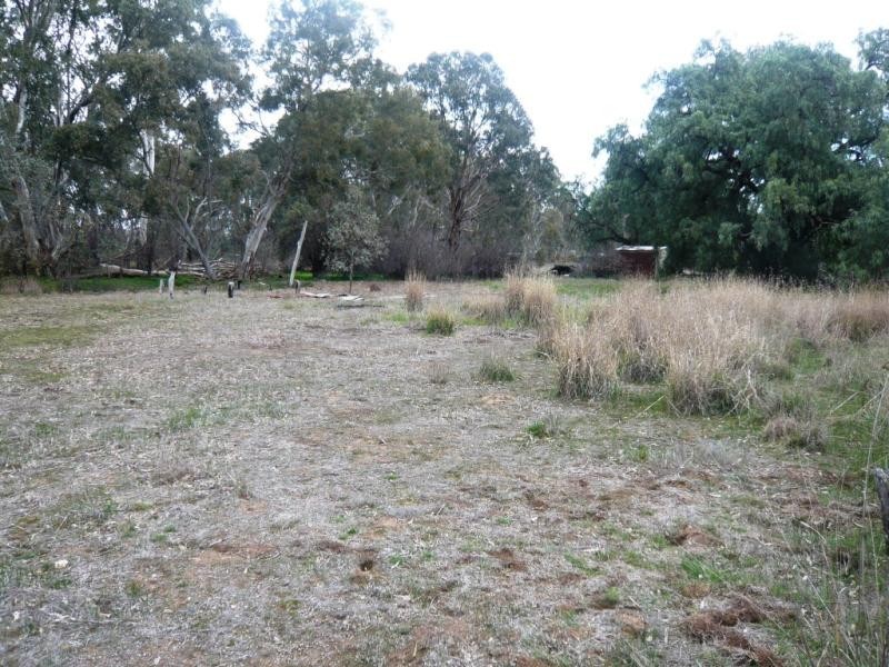 CA 6 Sunraysia Highway, Avoca VIC 3467