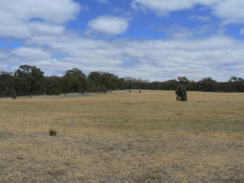 Lot 6/ Sunraysia Hwy, Redbank VIC 3478