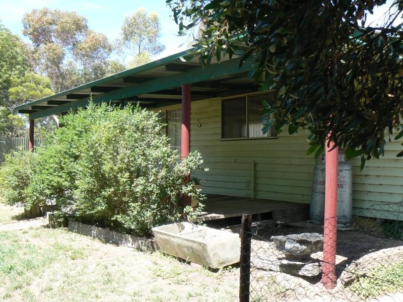 5 Lismore Road, Skipton VIC 3361