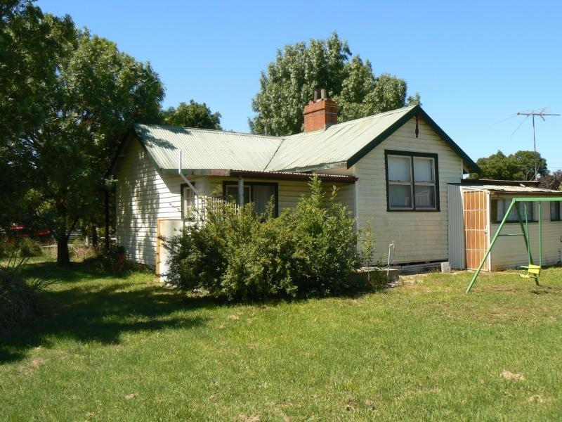 11 Smythe Street, Skipton VIC 3361