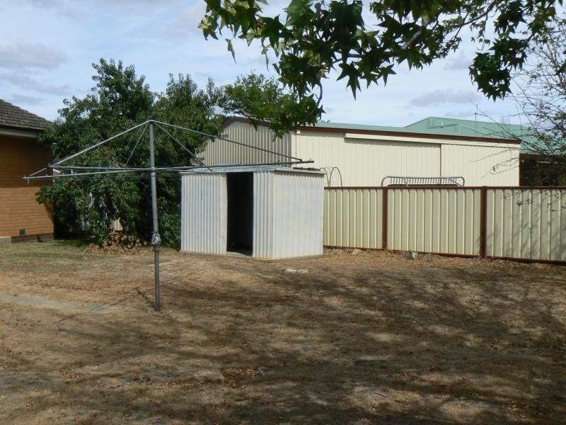 11 Templeton Street, Avoca VIC 3467