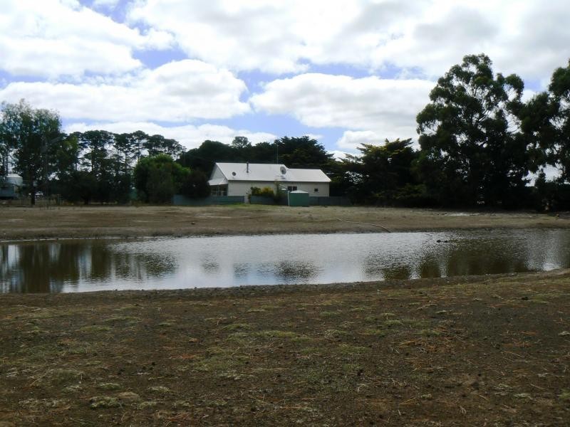 5321 Midland Highway, Elaine VIC 3334