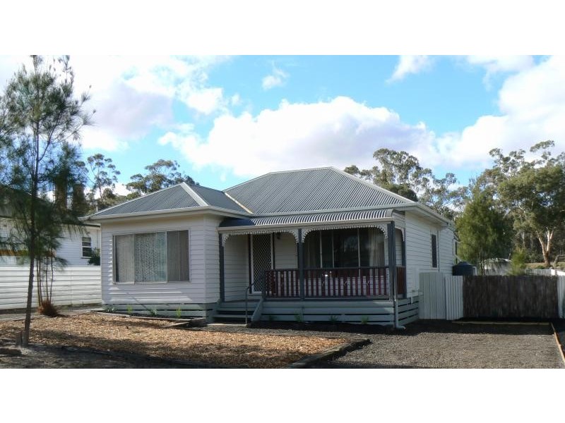 38 Boyce Street, Avoca VIC 3467