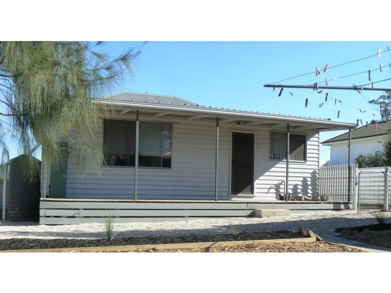 38 Boyce Street, Avoca VIC 3467